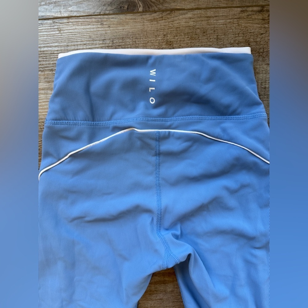 Women's Blue High-Waisted Cropped Pants - Picture 4 of 4